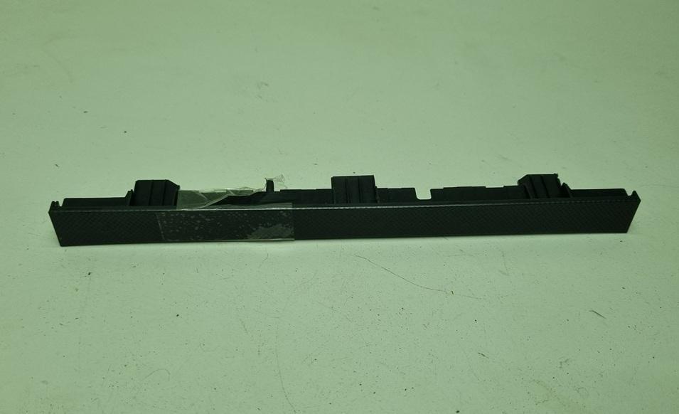 накладка на торпедо (консоль) Volkswagen Passat B6 2006, 2.0 л., дизель, МКПП, чёрный, универсал, 3C0858336K - фото №1