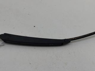 Щеткодержатель (поводок стеклоочистителя) задний Skoda Fabia mk2 (5J) 2010, 1.2 л., бензин, МКПП, красный, хетчбэк 5 дв., 6Q6955707B