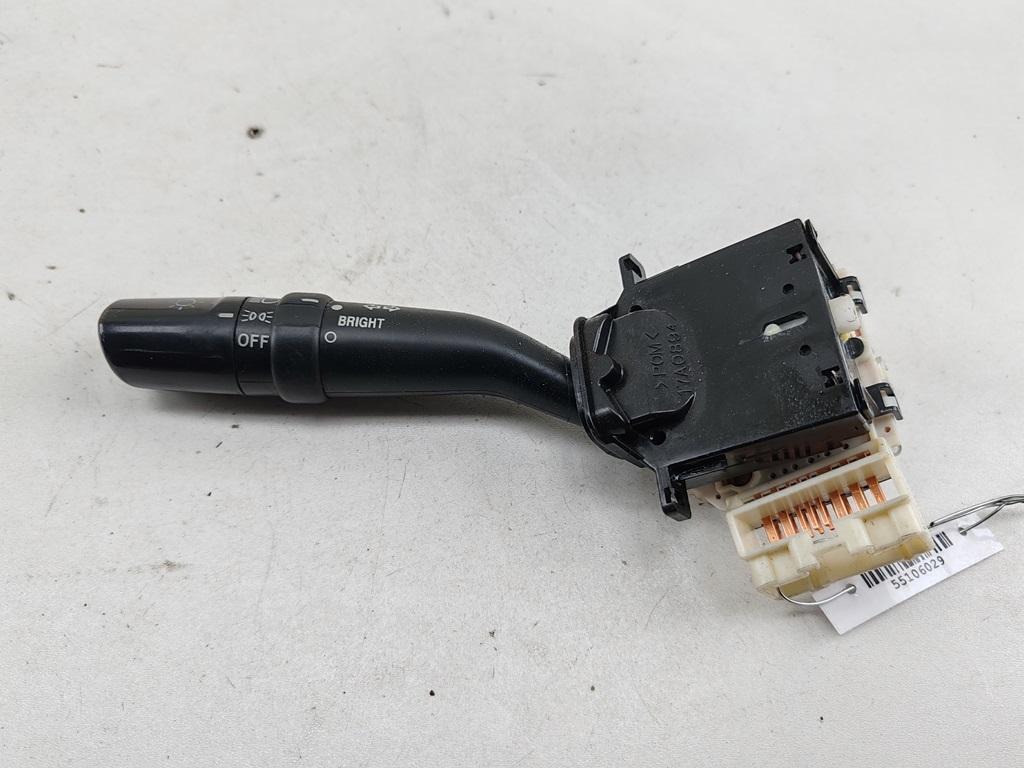 переключатель поворотов Subaru Forester 2006, 2.0 л., бензин, МКПП, чёрный, внедорожник 5 дв.