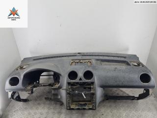 панель передняя салона (торпедо) Volkswagen Caddy 3 поколение 2009, 1.4 л., бензин, МКПП, красный, фургон