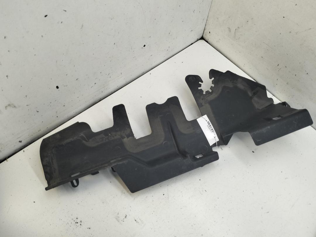 воздуховод Volkswagen Passat B6 2006, 2.0 л., дизель, МКПП, чёрный, универсал, 3C0121284
