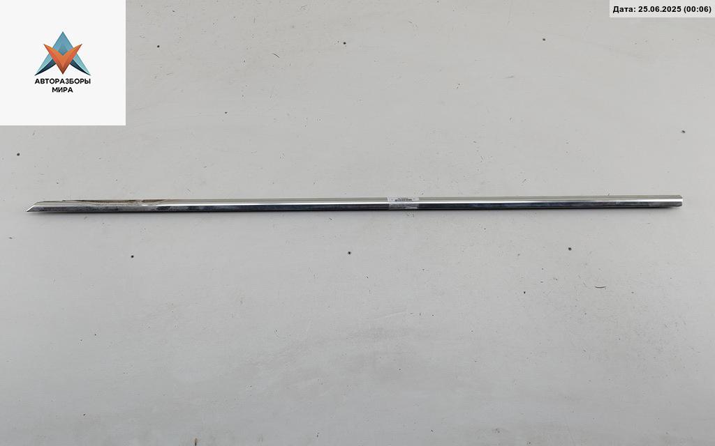 Молдинг стекла двери наружный BMW 5 серия F07/F10/F11 2011, 2.0 л., дизель, МКПП, чёрный, универсал - фото №1