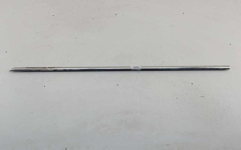 Молдинг стекла двери наружный BMW 5 F10/F11 2011, 2.0 л., дизель, МКПП, чёрный, универсал