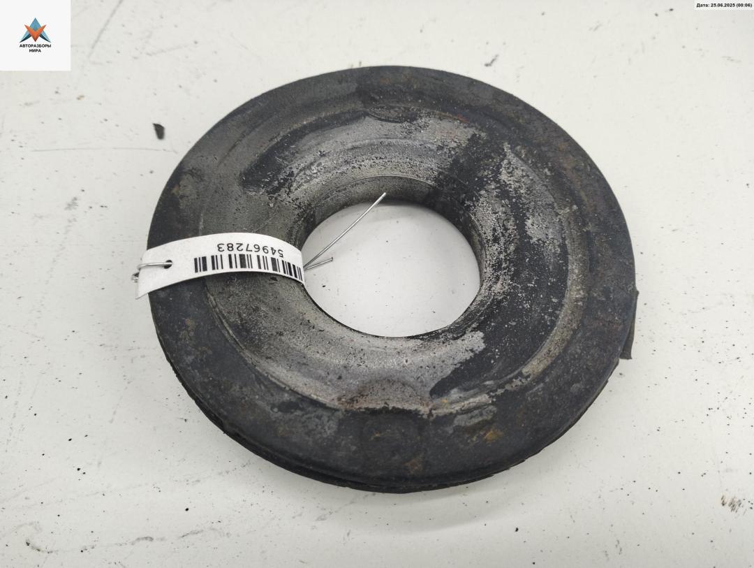 Проставка под пружину переднюю Audi A4 B5 1997, 1.6 л., бензин, МКПП, серый, седан, 8D0412109B - фото №1
