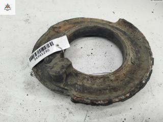 Проставка под пружину переднюю Audi A4 B5 1996, 1.6 л., бензин, МКПП, красный, седан, 4D0412107B