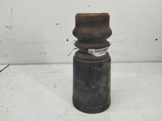 Пыльник амортизатора Audi A4 B5 1996, 1.6 л., бензин, МКПП, красный, седан, 8D0412131F
