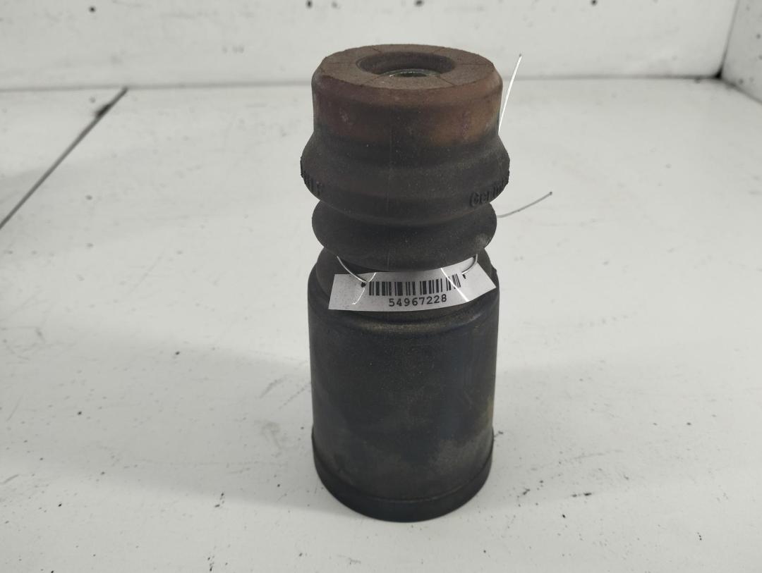 Пыльник амортизатора Audi A6 C5 1998, 1.8 л., бензин, МКПП, синий, седан, 8D0412131F