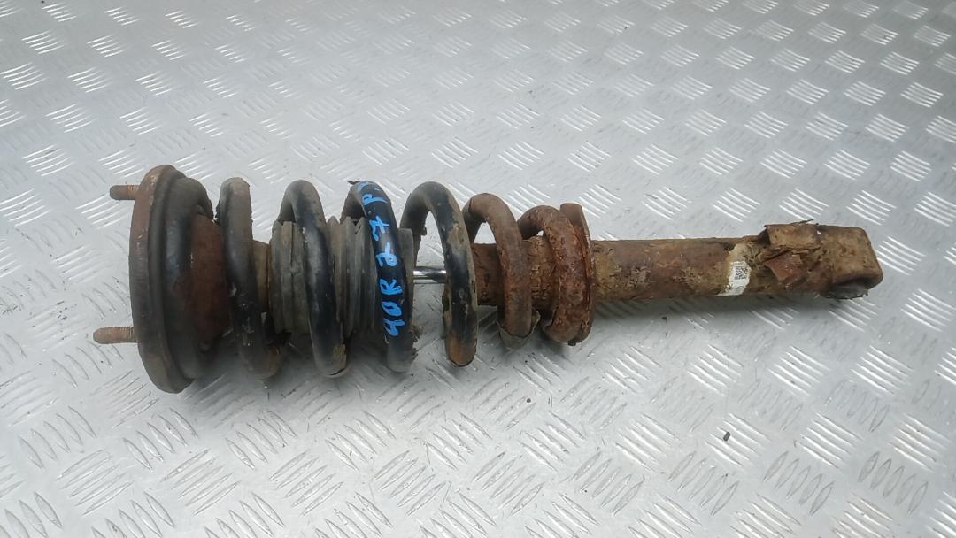 Стойка Mitsubishi L200 4 поколение 2006, 2.5 л., дизель, АКПП, пикап - фото №1