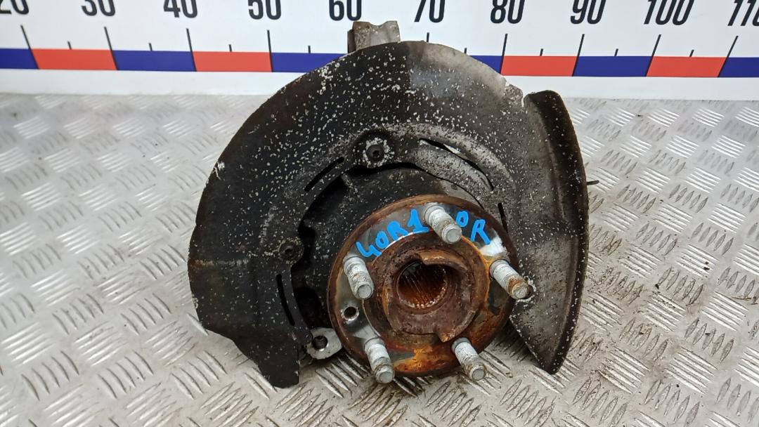 ступица передняя правая Land Rover Discovery Sport 1 поколение 2016, 2.0 л., дизель, МКПП, внедорожник 5 дв. - фото №1