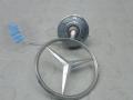 Значок на капот Mercedes-Benz E-Класс W211/S211 2005, 2.2 л., D E220 CDI, дизель, АКПП, седан - фото №2