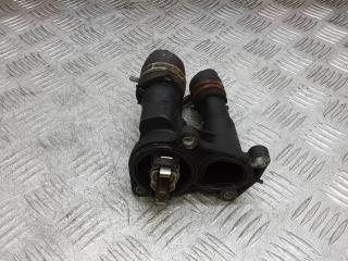 Корпус термостата бензиновый Ford Focus 2 поколение [рестайлинг] 2007, 1.6 л., бензин, МКПП, универсал