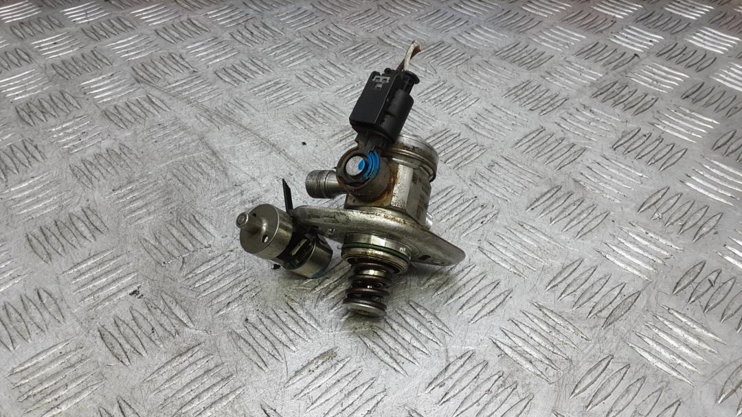 ТНВД Renault Kadjar 2021, 1.3 л., бензин, МКПП, внедорожник 5 дв., 166303162R - фото №1