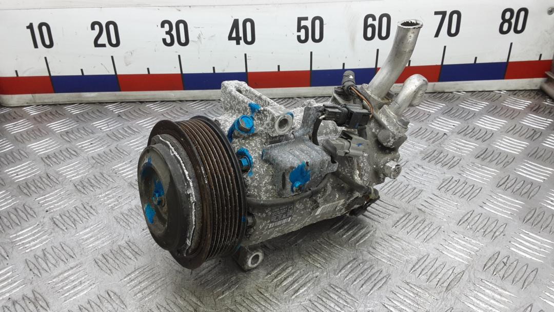 компрессор кондиционера Renault Kadjar 2021, 1.3 л., бензин, МКПП, внедорожник 5 дв., 926004EB0A - фото №1