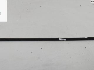 Молдинг стекла двери задней левой наружный Volkswagen Passat B3 1992, 1.8 л., бензин, МКПП, зелёный, седан