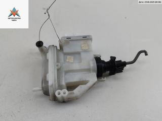 активатор (привод) замка двери Volkswagen Passat B3 1992, 1.8 л., бензин, МКПП, зелёный, седан, 357862153