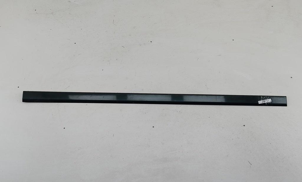 молдинг двери передней левой Audi A6 C5 2004, 2.5 л., дизель, АКПП, зелёный, универсал, 4B0853953