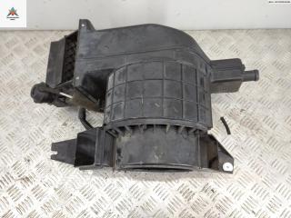 корпус салонного фильтра Volkswagen Transporter T4 1996, 2.4 л., дизель, МКПП, белый, микроавтобус, 703819996