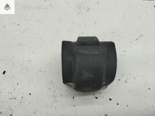 крепление стабилизатора / втулки стабилизатора Volkswagen Passat B5 1998, 1.9 л., дизель, МКПП, серый, универсал, 4D0411327H