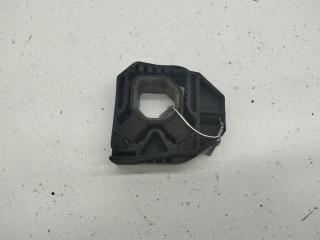 кронштейн радиатора Volkswagen Passat B6 2006, 2.0 л., дизель, МКПП, чёрный, универсал, 1Z0121567B