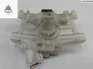 кнопка аварийной сигнализации Subaru Forester 1 поколение (SF) 1998, 2.0 л., бензин, МКПП, зелёный, внедорожник 5 дв.