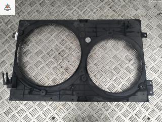 диффузор вентилятора Volkswagen Bora 1 поколение 1999, 2.3 л., бензин, МКПП, чёрный, универсал, 1J0121207M