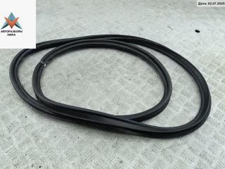 Уплотнитель крышки (двери) багажника Renault Captur 1 поколение 2016, 1.2 л., бензин, АКПП, серый, внедорожник 5 дв.