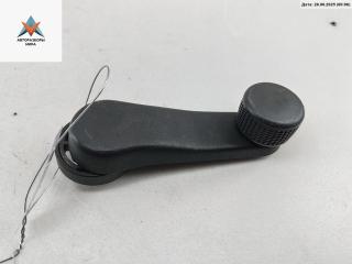 ручка стеклоподъемника Skoda Fabia 2 поколение (5J) [рестайлинг] 2010, 1.2 л., бензин, МКПП, красный, хетчбэк 5 дв.