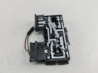 Плата фонаря заднего правого Volkswagen Passat B3 1992, 1.8 л., бензин, МКПП, зелёный, седан, 321945259