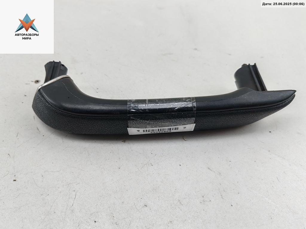 ручка внутренняя задняя правая Volkswagen Golf 2 поколение 1985, 1.8 л., бензин, МКПП, синий, хетчбэк 5 дв., 191867180 - фото №1