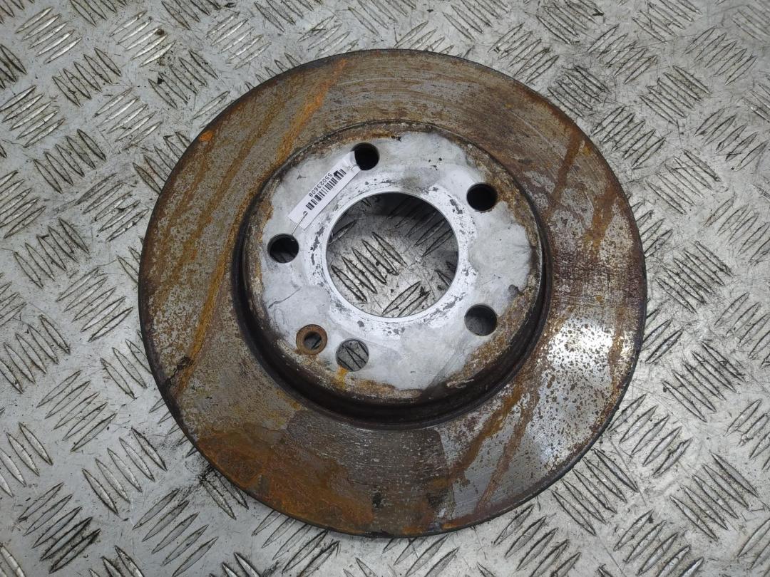 диск тормозной передний Mercedes-Benz A W169 2005, 2.0 л., бензин, АКПП, красный, хетчбэк 5 дв.
