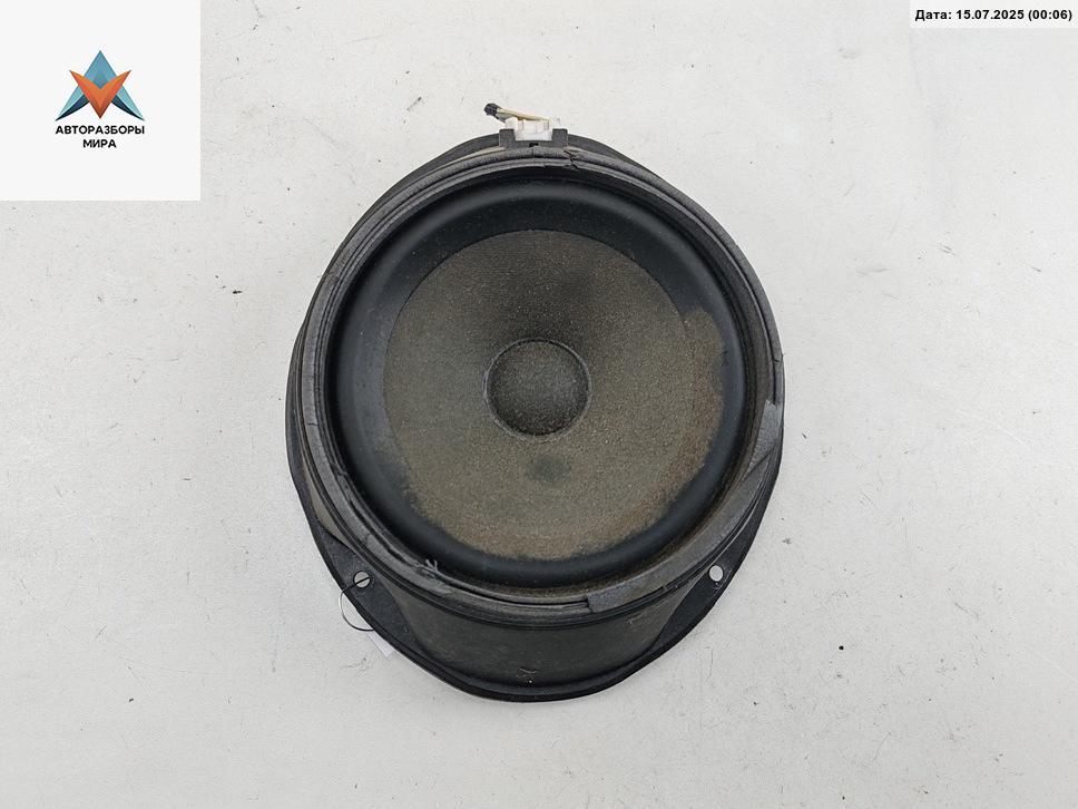 динамик двери Ford Focus 2 поколение 2006, 1.6 л., i, бензин, МКПП, чёрный, универсал, 3M5T18808 - фото №1