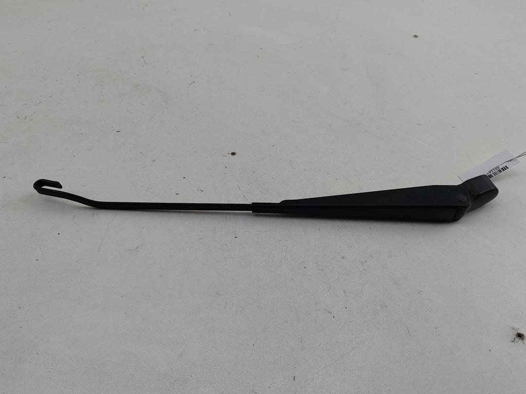 Щеткодержатель (поводок стеклоочистителя) задний Ford Mondeo III 2006, 2.2 л., дизель, МКПП, синий, хетчбэк 5 дв., 1S7117526HA