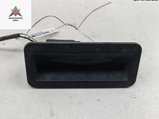 кнопка открытия багажника Ford Focus 2 поколение [рестайлинг] 2009, 1.6 л., дизель, МКПП, белый, хетчбэк 5 дв., 6M56119B514AC