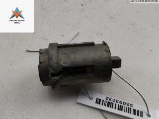 личинка дверного замка Ford Focus 1 поколение [рестайлинг] 2003, 1.6 л., i, бензин, МКПП, серый, универсал, Q68BA