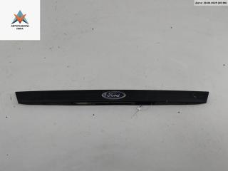 накладка подсветки номера Ford Focus 1 поколение [рестайлинг] 2001, 1.6 л., i, бензин, МКПП, серый, универсал, 98AB143404AB