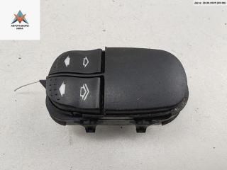 кнопка стеклоподъемника переднего левого Ford Focus 1 поколение [рестайлинг] 2001, 1.6 л., i, бензин, МКПП, серый, универсал, YS4T14529AA