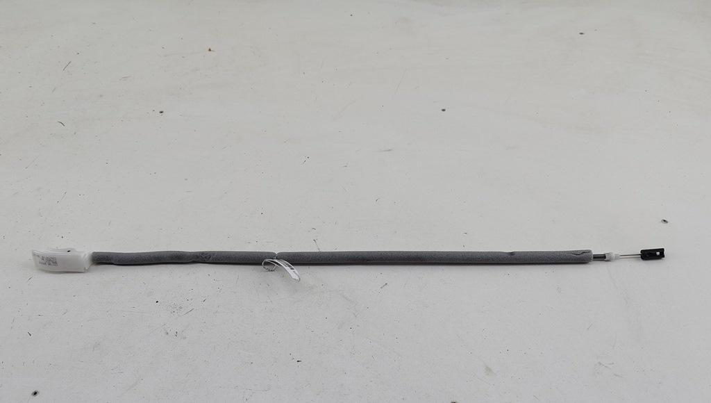 трос двери BMW 5 серия F07/F10/F11 2012, 3.0 л., дизель, АКПП, чёрный, универсал, 7175652 - фото №1