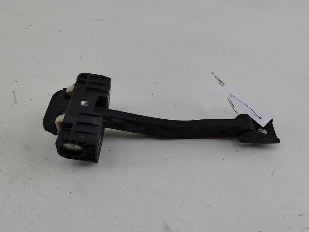ограничитель открывания двери BMW 5 F10/F11 2012, универсал, 7182005