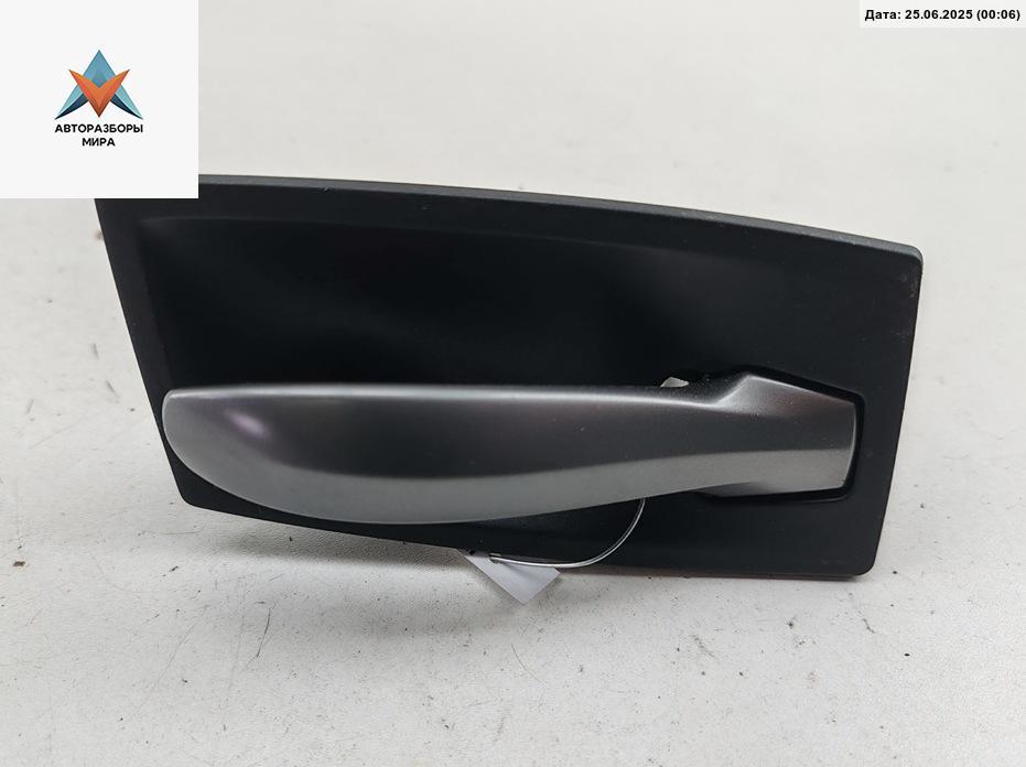 ручка внутренняя передняя правая BMW 5 серия E60/E61 2006, 2.5 л., бензин, МКПП, чёрный, седан, 70342889 - фото №1