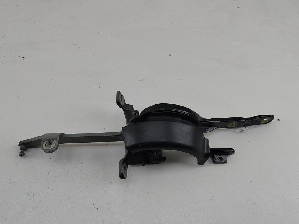 петля крышки багажника BMW 5 F10/F11 2011, чёрный, универсал, 17120310.7206639