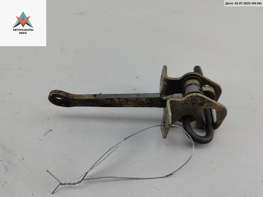 ограничитель открывания двери BMW 3 серия E36 1994, седан, 1960565 - фото №1