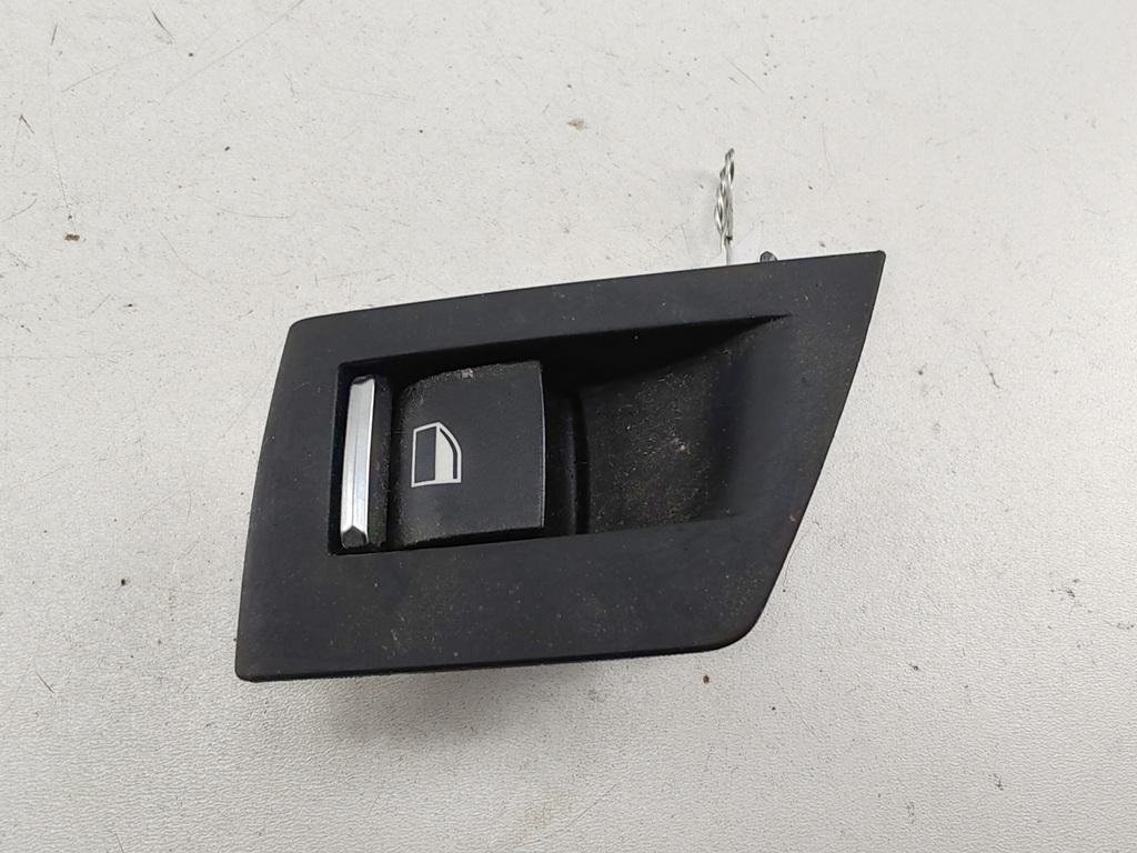 кнопка стеклоподъемника заднего правого BMW 5 F10/F11 2011, 2.0 л., дизель, МКПП, чёрный, универсал, 9163527
