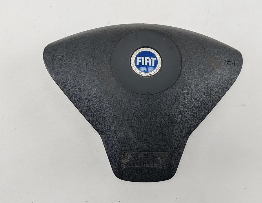 подушка безопасности водителя Fiat Stilo 2007, 1.9 л., дизель, МКПП, синий, универсал, 073130146