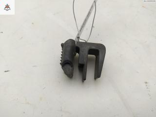 кронштейн радиатора Mercedes-Benz A-Класс W168/V168 [рестайлинг] 2002, 1.4 л., бензин, МКПП, красный, хетчбэк 5 дв., 2105040146