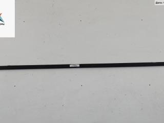 Молдинг стекла двери наружный Volkswagen Touran 1 поколение 2005, 2.0 л., бензин, МКПП, чёрный, минивэн, 1T0853516B