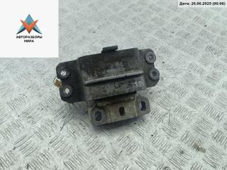 подушка крепления двигателя Volkswagen Passat B6 2008, 1.8 л., бензин, МКПП, чёрный, универсал