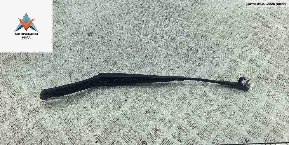 Щеткодержатель (поводок стеклоочистителя) передний Skoda Octavia mk2 (A5 1Z) 2005, 2.0 л., дизель, МКПП, зелёный, универсал - фото №1