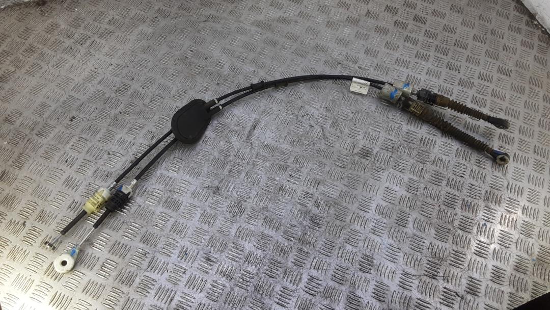 трос кулисы КПП Renault Kadjar 2021, 1.3 л., бензин, МКПП, внедорожник 5 дв. - фото №1