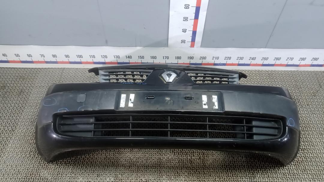 бампер передний Renault Scenic 2 поколение 2004, 1.5 л., дизель, МКПП, минивэн - фото №1