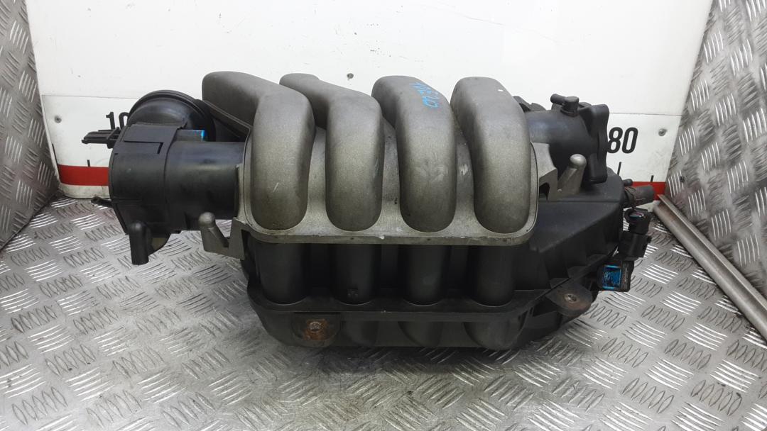 коллектор впускной Volkswagen Touran 1 поколение 2004, 2.0 л., бензин, МКПП, минивэн - фото №1